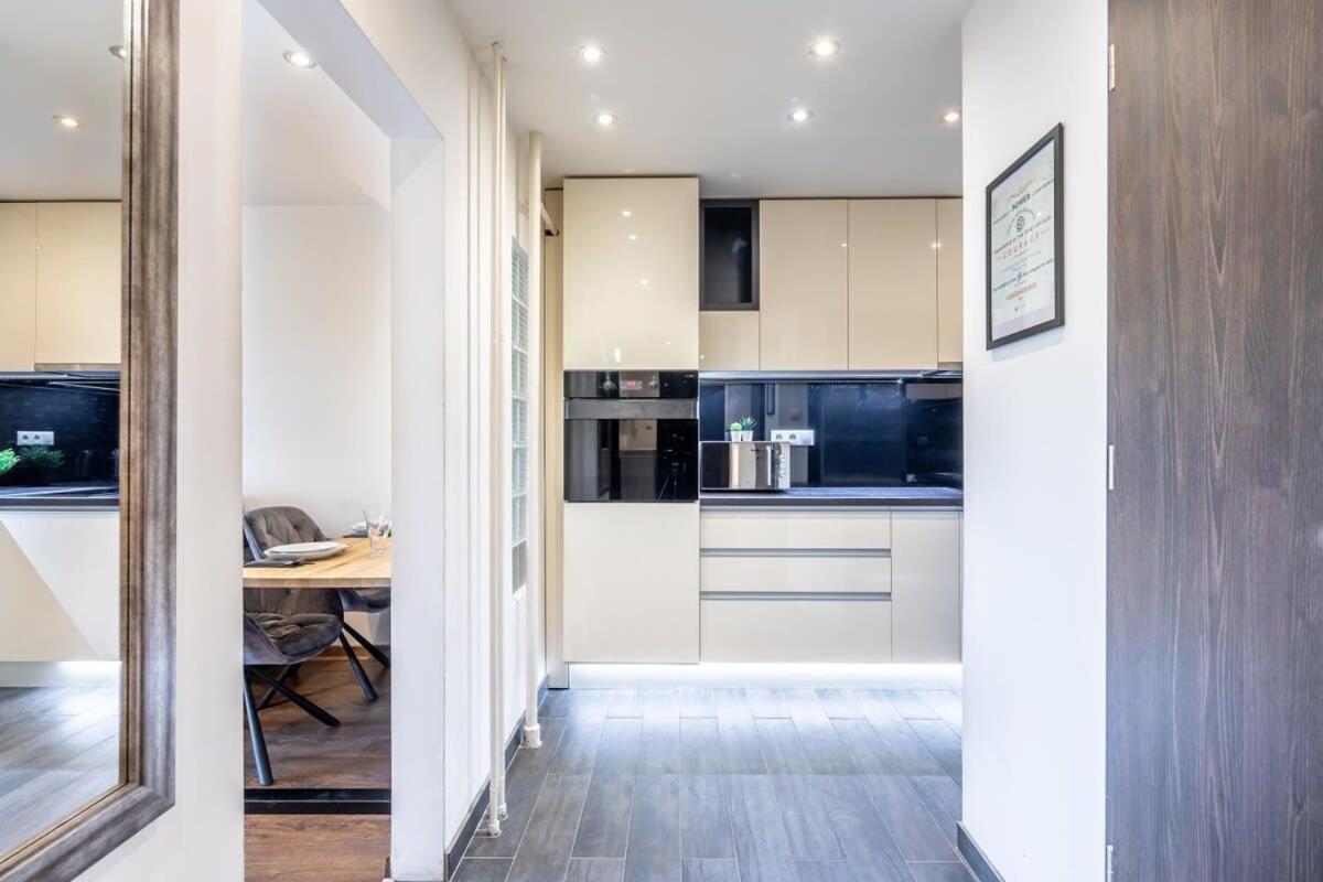 Cozy Quiet Apartment With A Balcony Budapesta Exterior foto