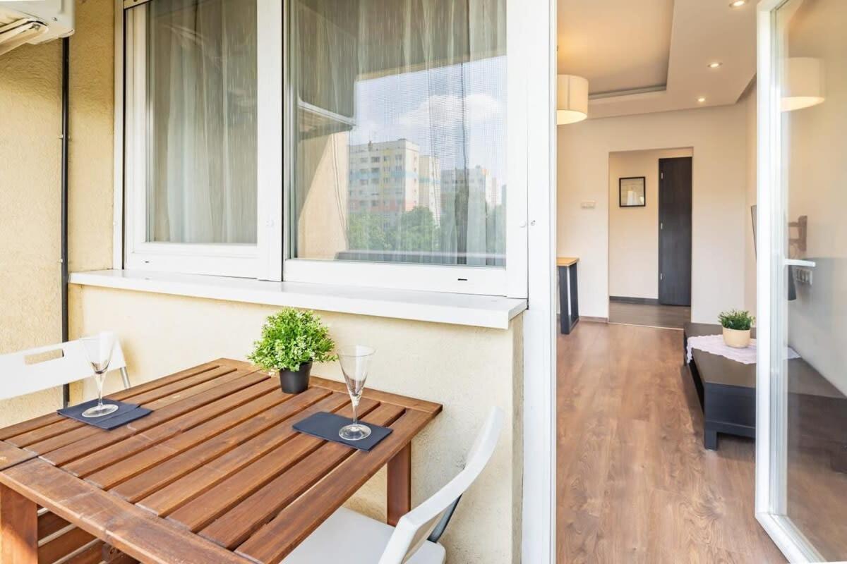 Cozy Quiet Apartment With A Balcony Budapesta Exterior foto